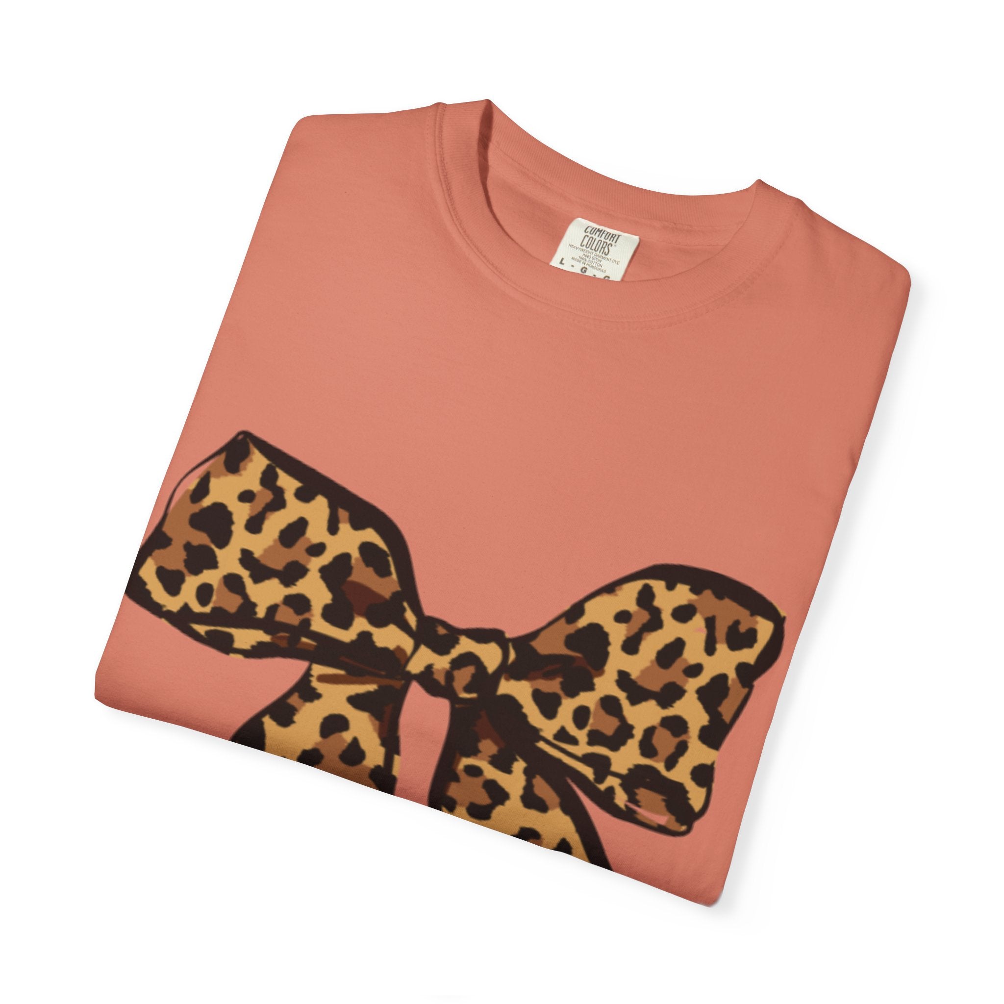 Leopard Print Bow T-Shirt, Fun Gift for Fashion Lovers, Casual Wear, Birthday, Everyday Style, Unique Graphic Tee