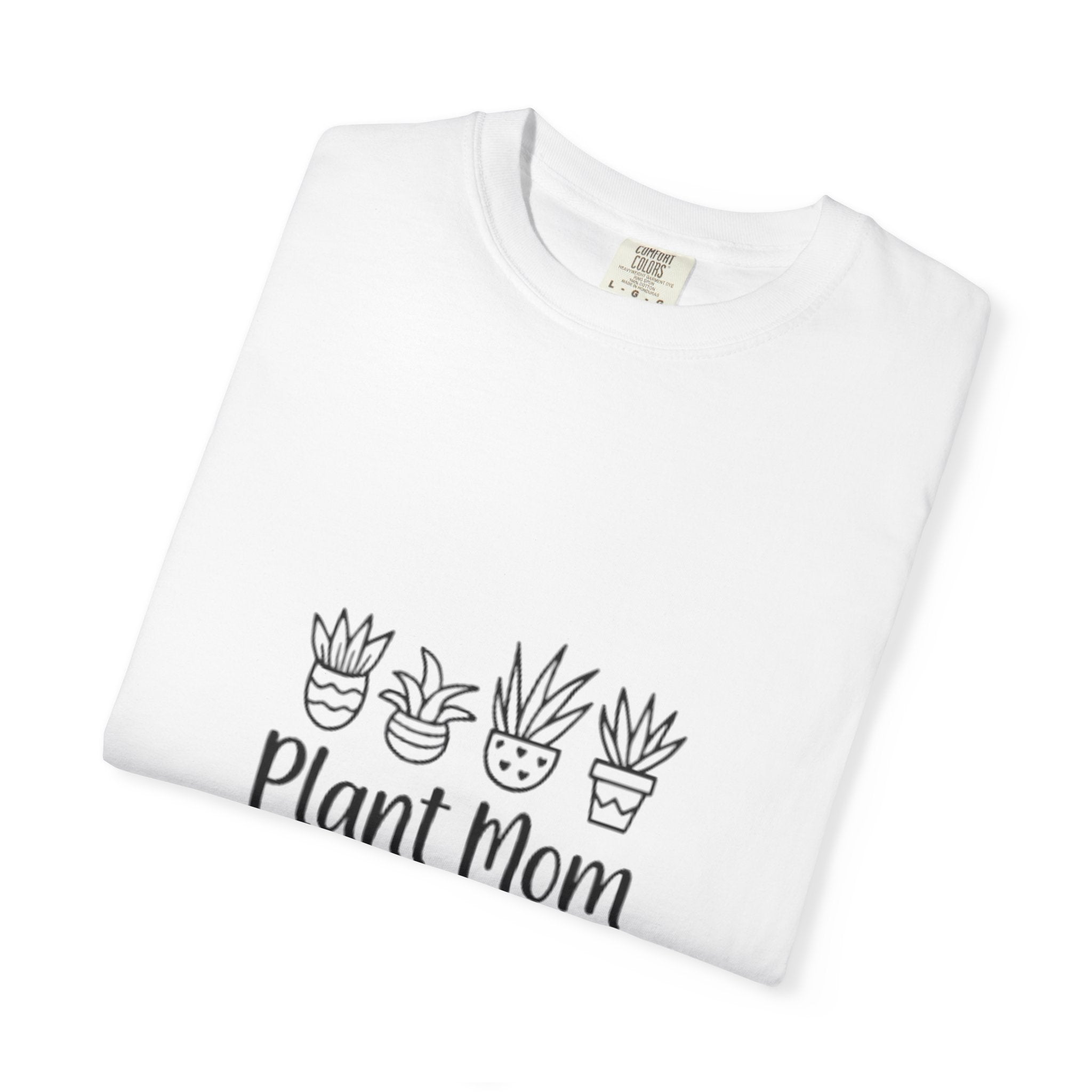 Plant Mom Unisex T-Shirt | Trendy Gift for Plant Lovers | Eco-Friendly Tee | Perfect for Birthdays, Mother’s Day, Gardening Enthusiasts